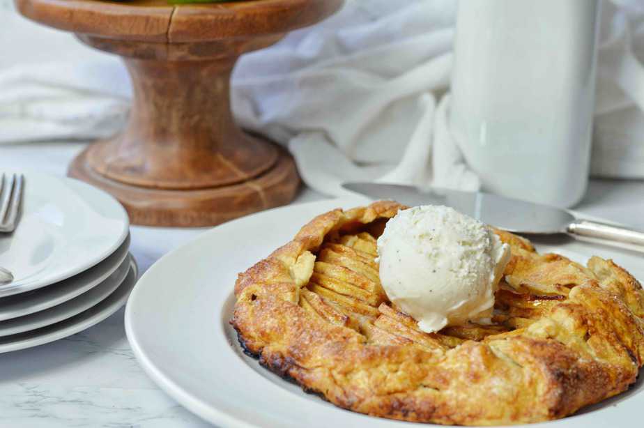 vanilla ice cream scoop on apple galette tart
