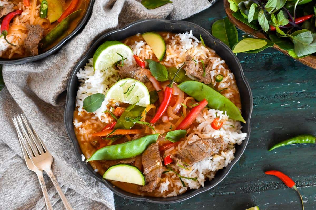 rice and curry in bowl.